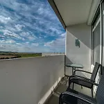 - Haus K, App 0k0906 Lejlighed *